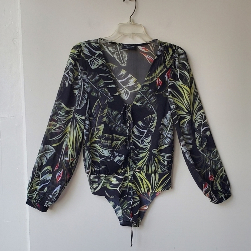 NWOT Zara Leaf Bodysuit